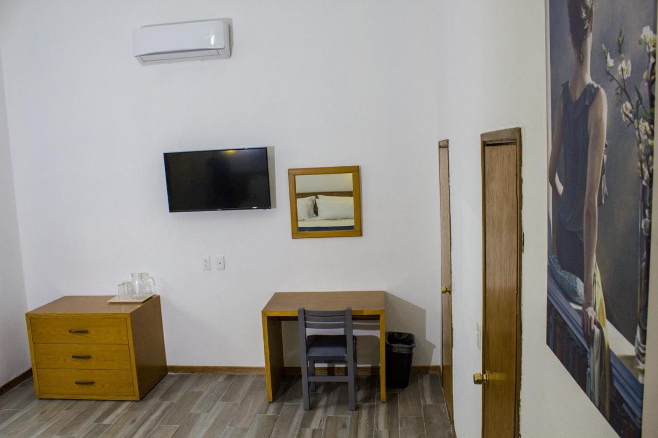 Hotel Real De Castilla Colonial Гвадалахара Экстерьер фото