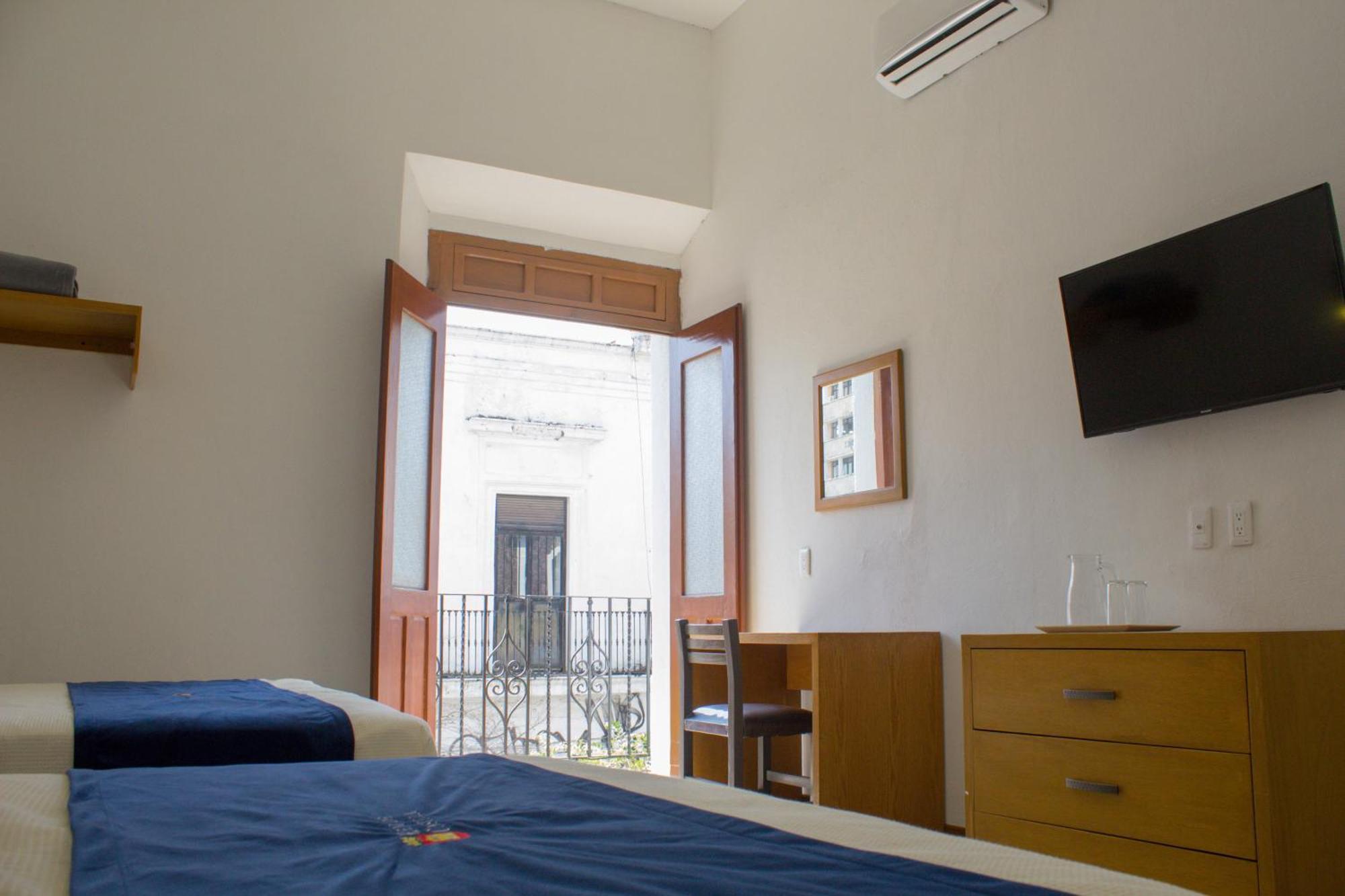 Hotel Real De Castilla Colonial Гвадалахара Номер фото