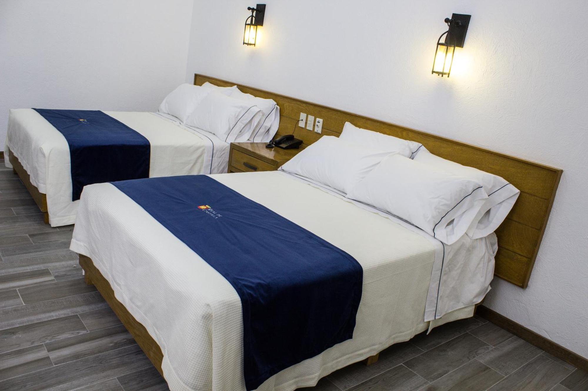 Hotel Real De Castilla Colonial Гвадалахара Номер фото
